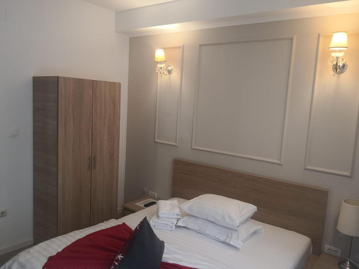 Pensiunea Clasic Buşteni Exteriör bild